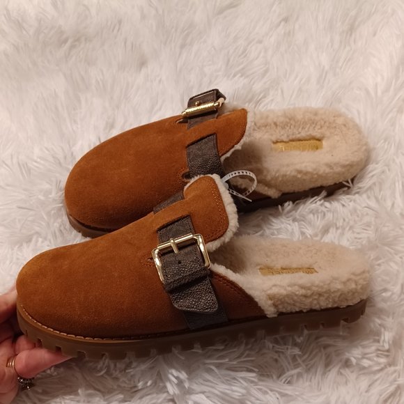 MICHAEL Michael Kors Judd Closed Toe Suede Lug Sole Slides Slippers NEW SZ 7 - Picture 1 of 6